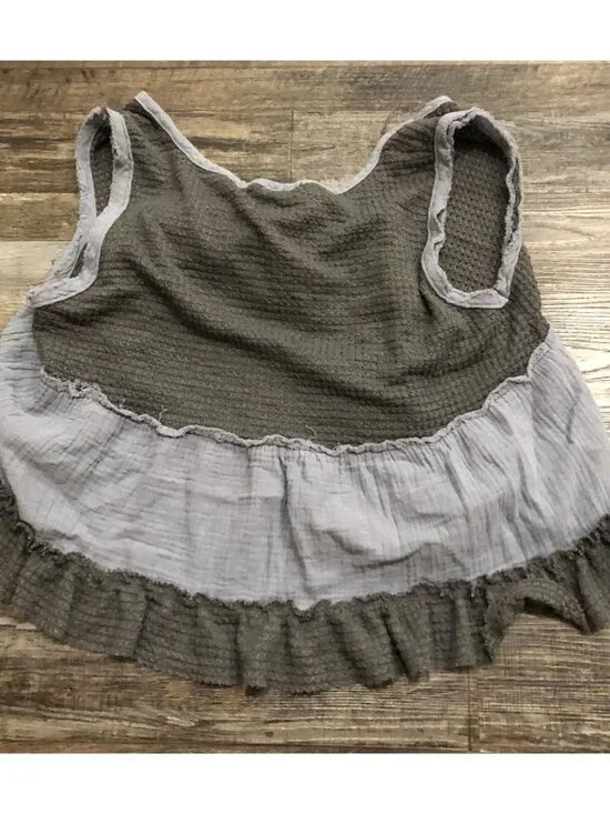 POL brand Waffle Knit Ruffle Babydoll Tank Top Medium Gray Womens - Picture 3 of 5